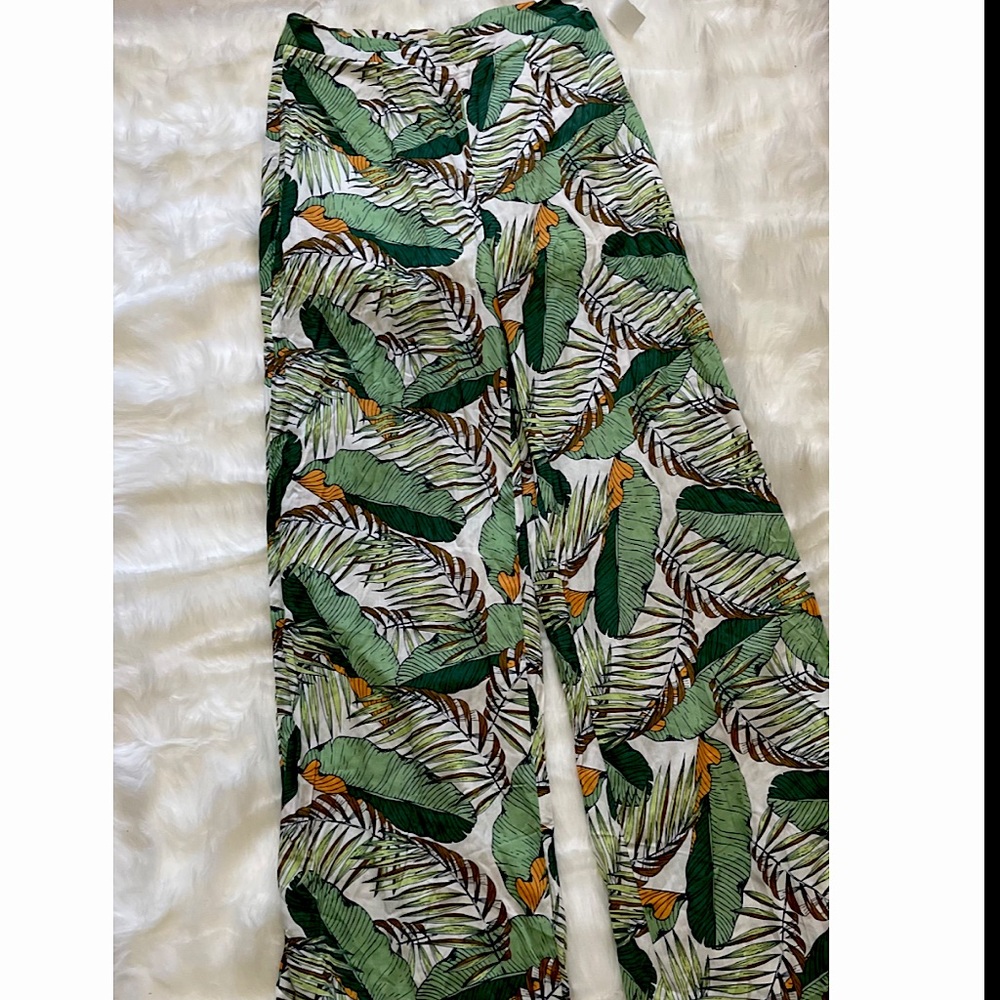Nice two piece set that’s Great for vacation